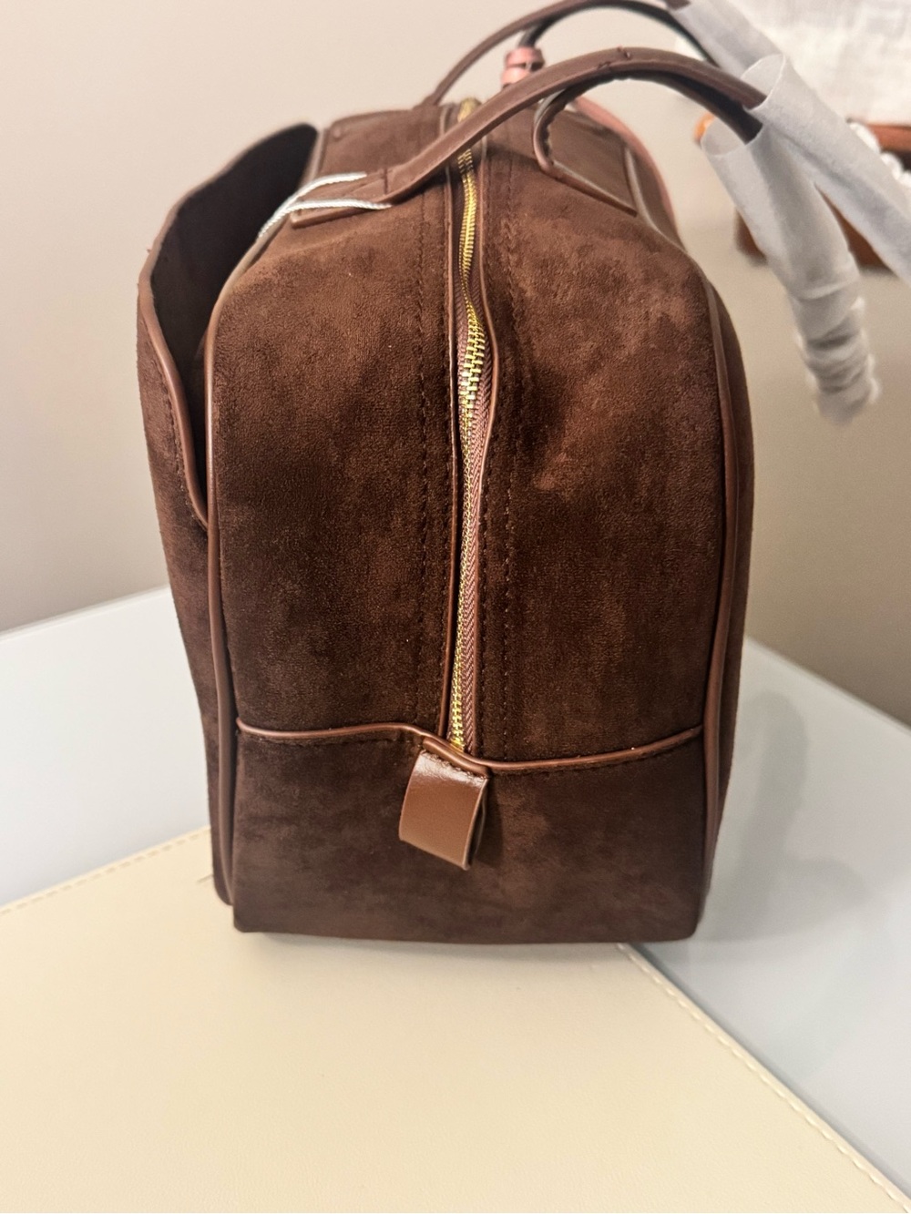 Gorgeous Brown faux Suede shoulder Bag-NWT - Picture 3 of 13